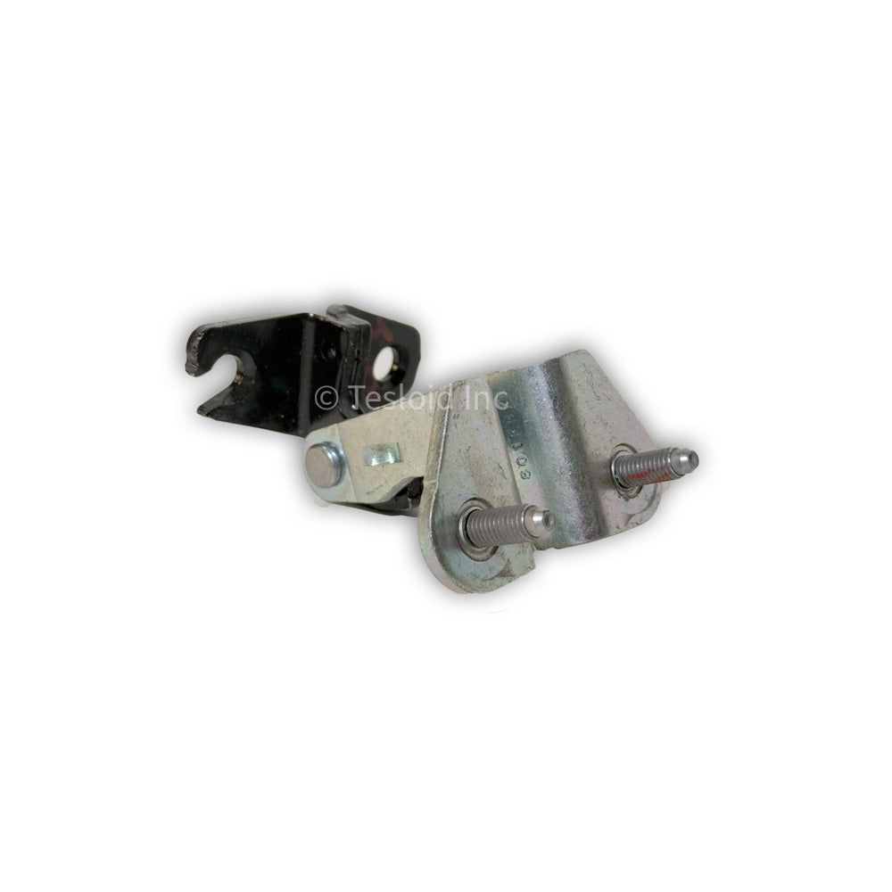 RR DR UPPER HINGE RH - Model 3