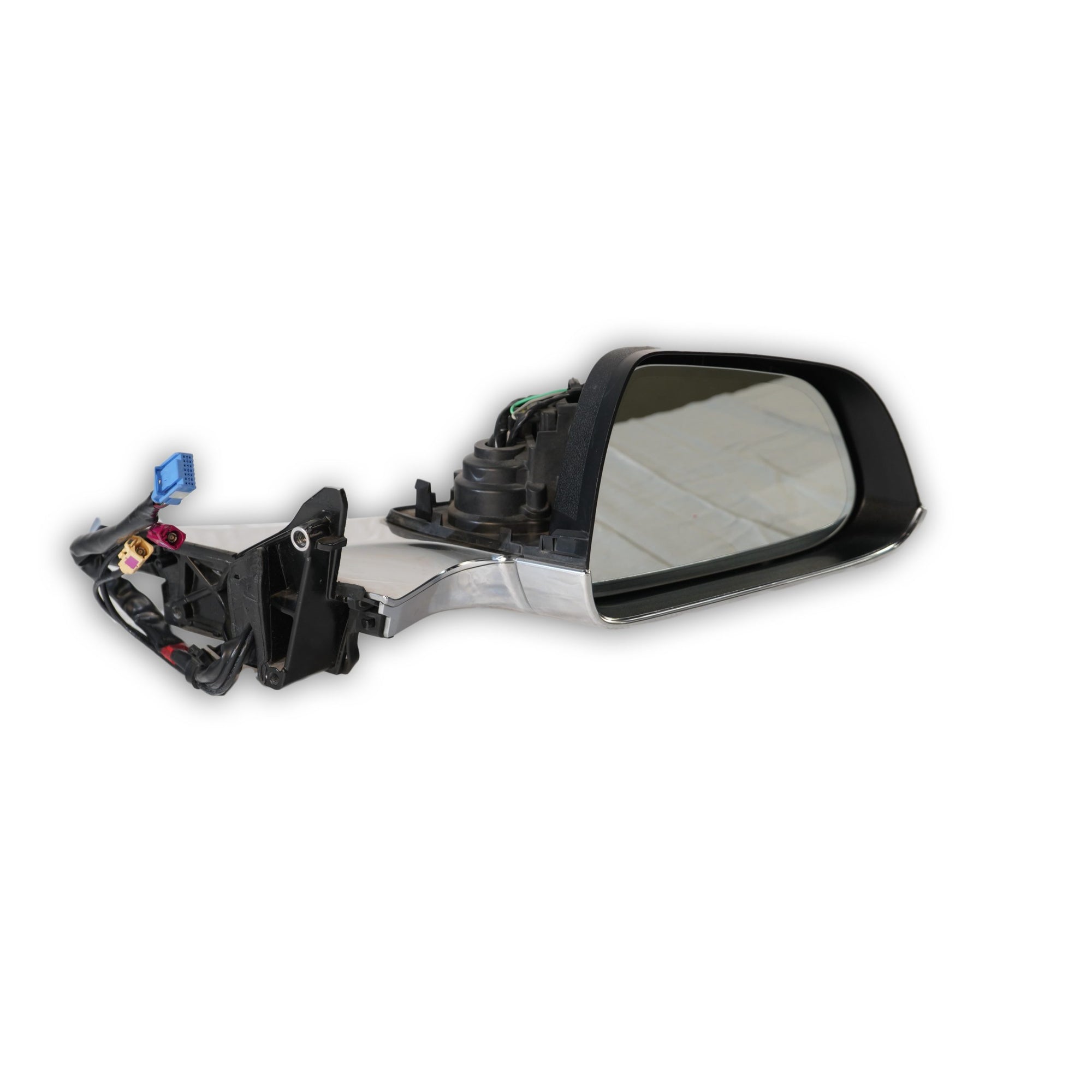 EXT MIRROR ASSY, PREMIUM, DOMESTIC, RIGHT HAND - NEC - Chrome - Model 3