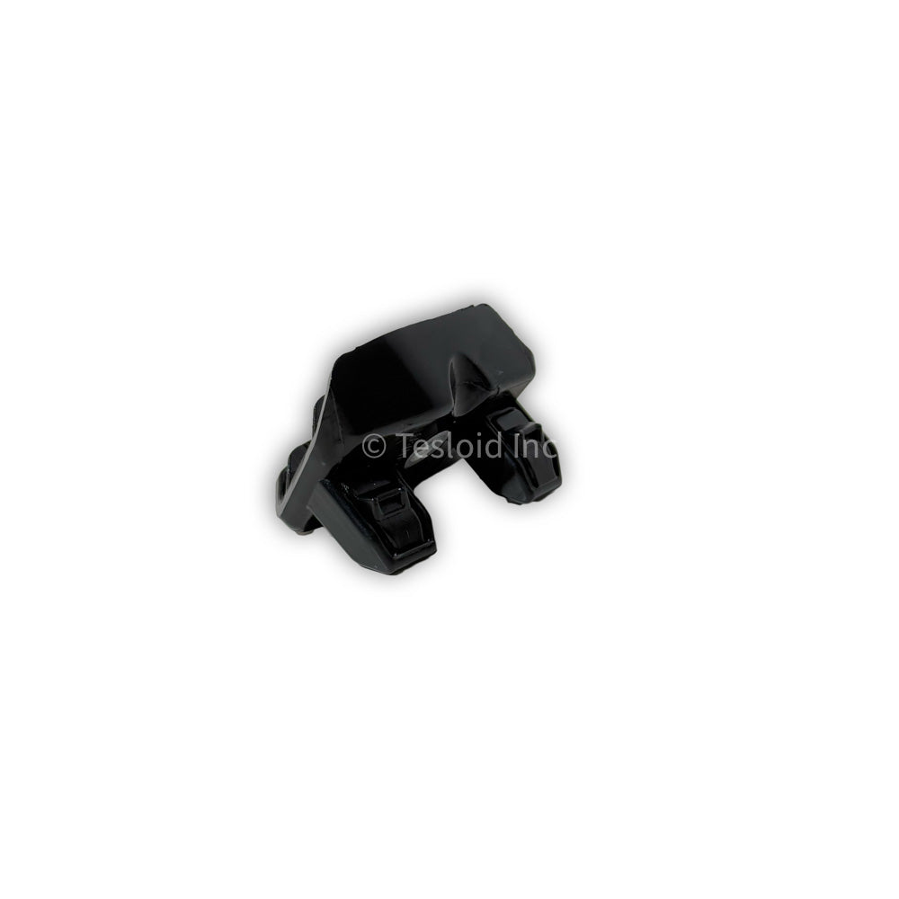 BRACKET - FASCIA FRONT CENTER FENDER RIGHT HAND - Model Y