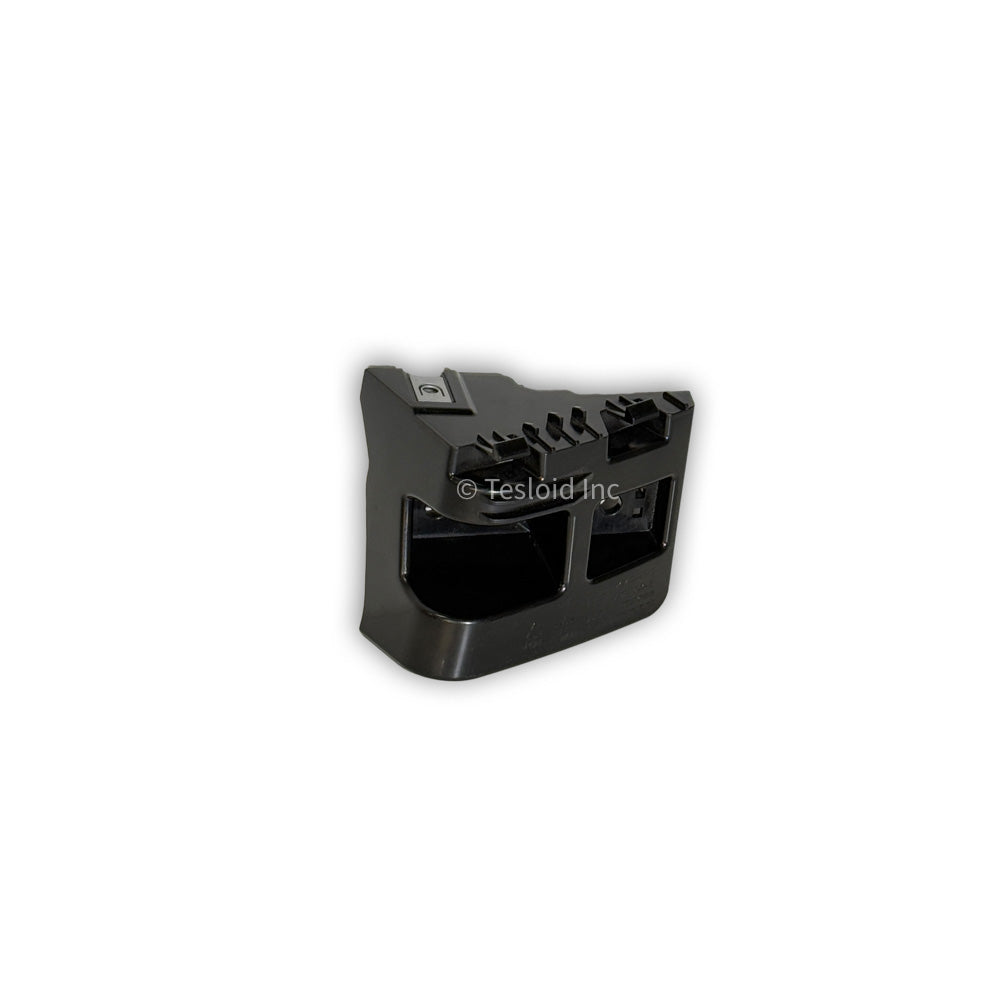 TAIL LIGHT BRACKET ASSEMBLY - RIGHT HAND - Model Y
