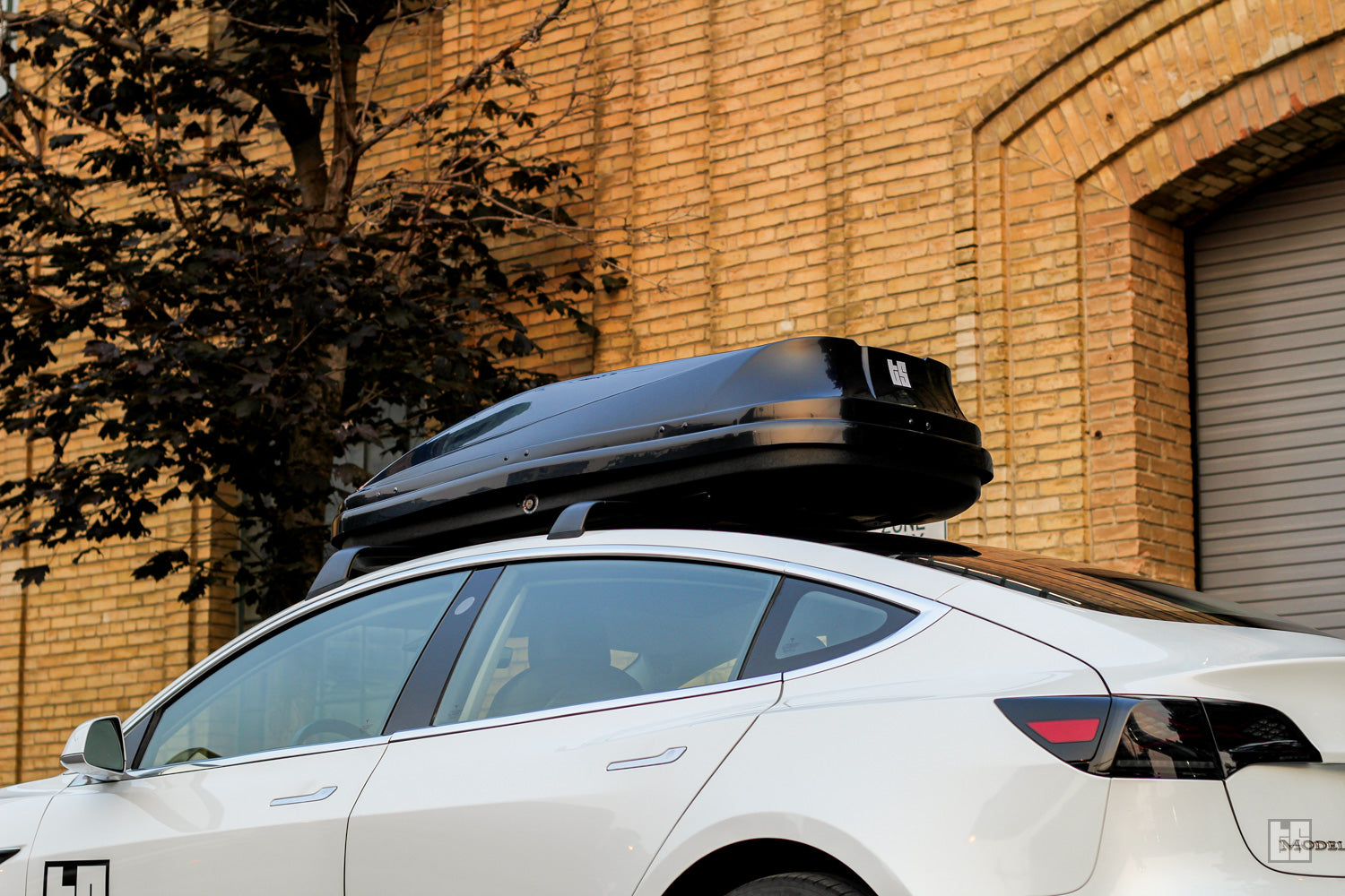 Model 3 Rooftop Cargo Box
