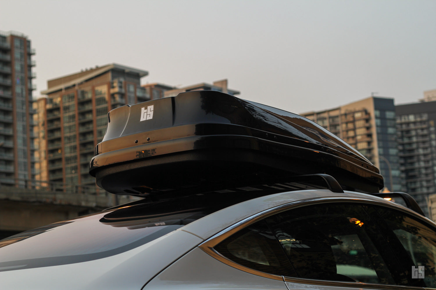 Model 3 Rooftop Cargo Box