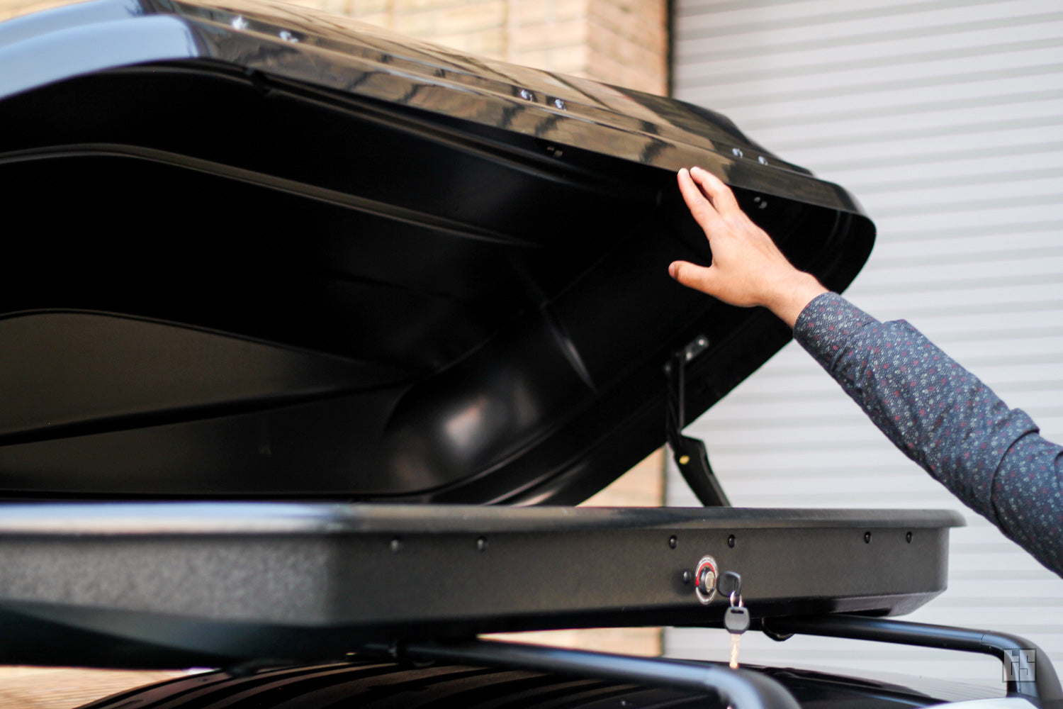 Model 3 Rooftop Cargo Box