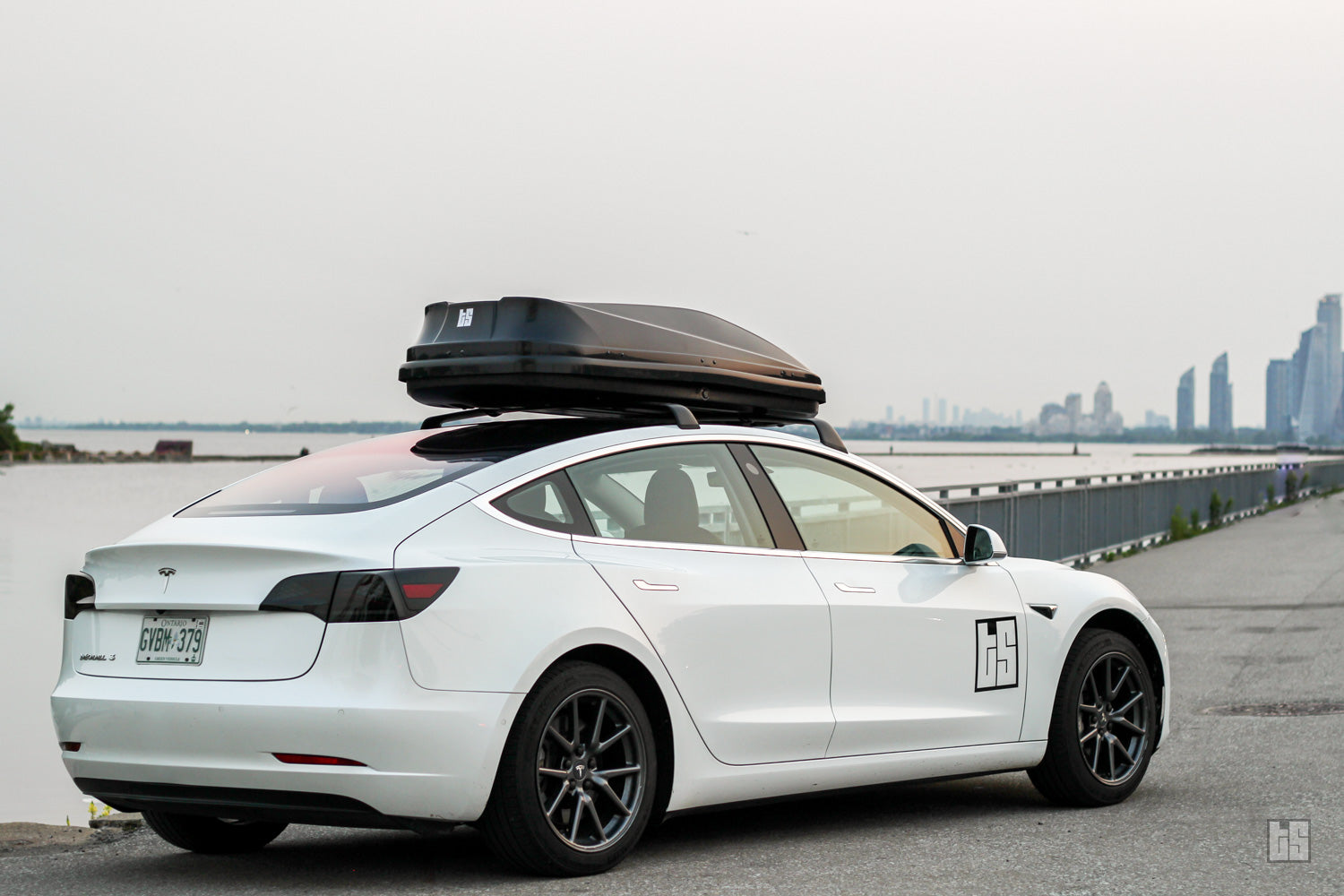 Model 3 Rooftop Cargo Box