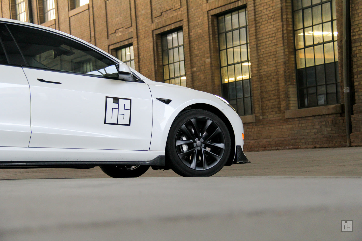 Model 3 Wheel Covers – Sport