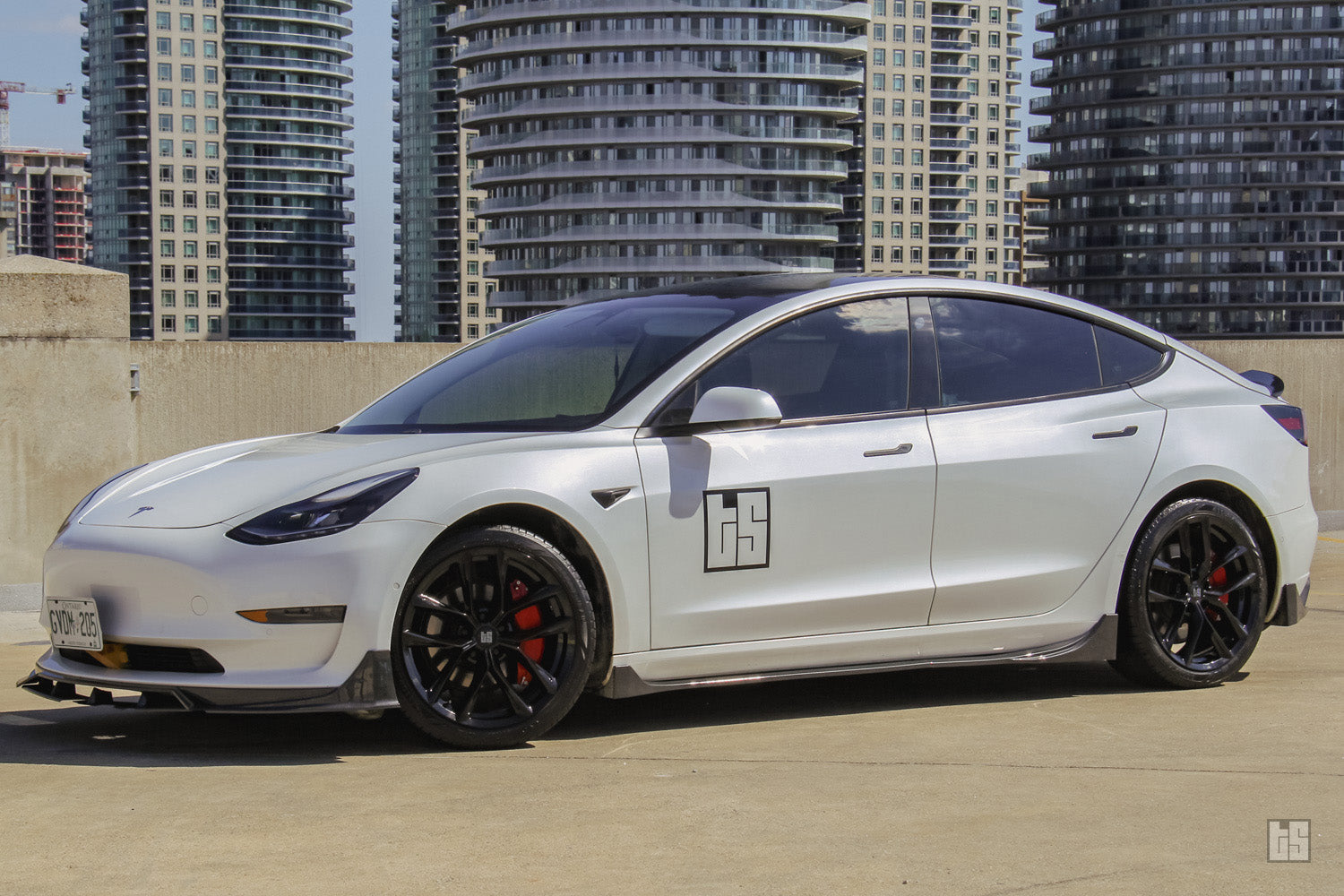 Model 3 TS01 Gloss Black Rims – 19″