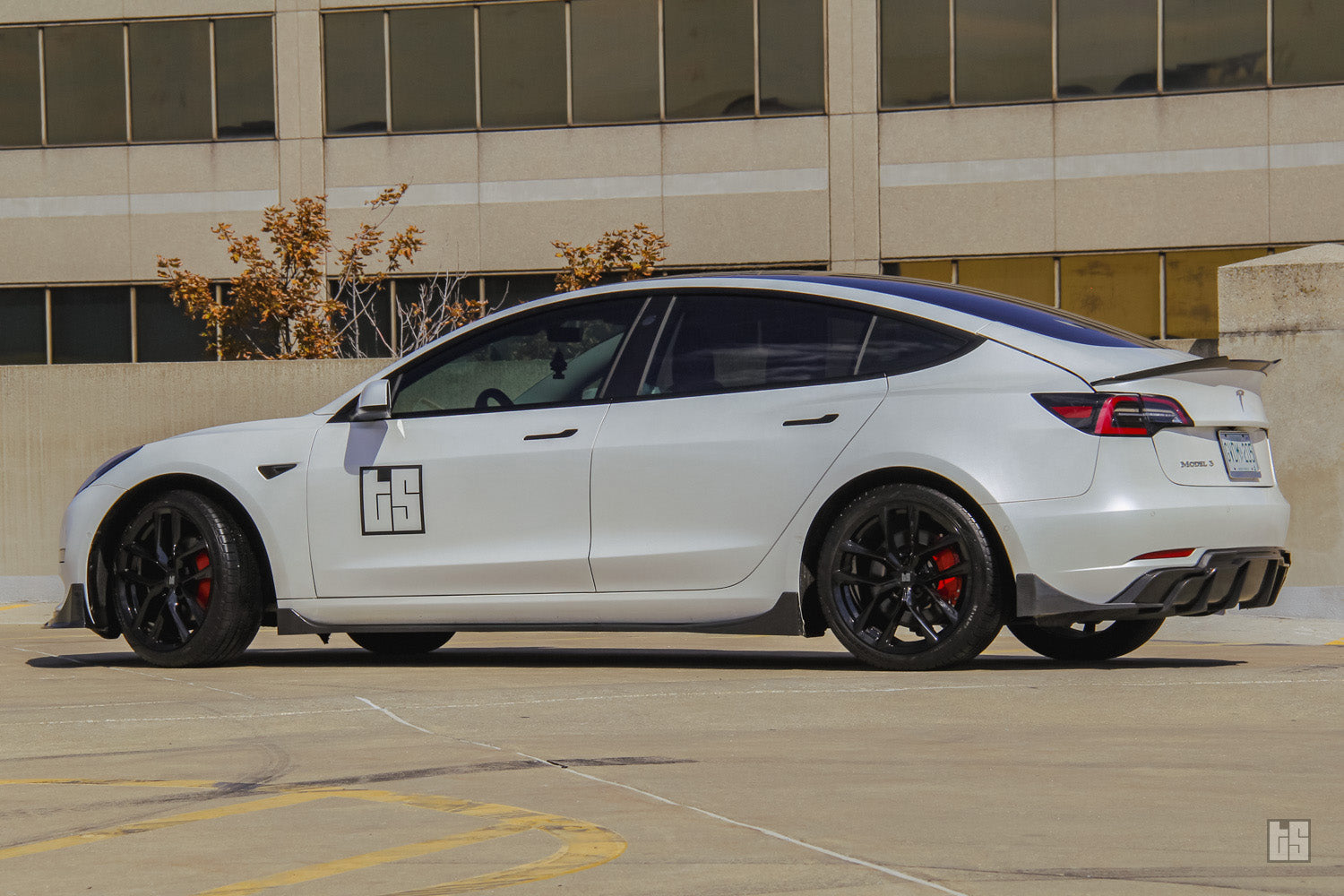 Model 3 TS01 Gloss Black Rims – 19″