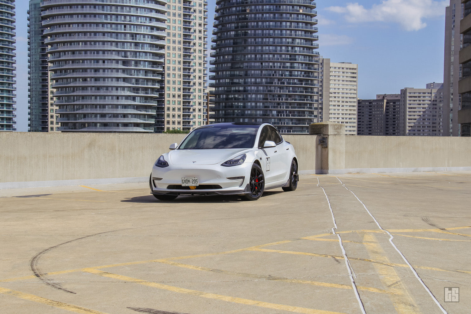 Model 3 TS01 Gloss Black Rims – 19″