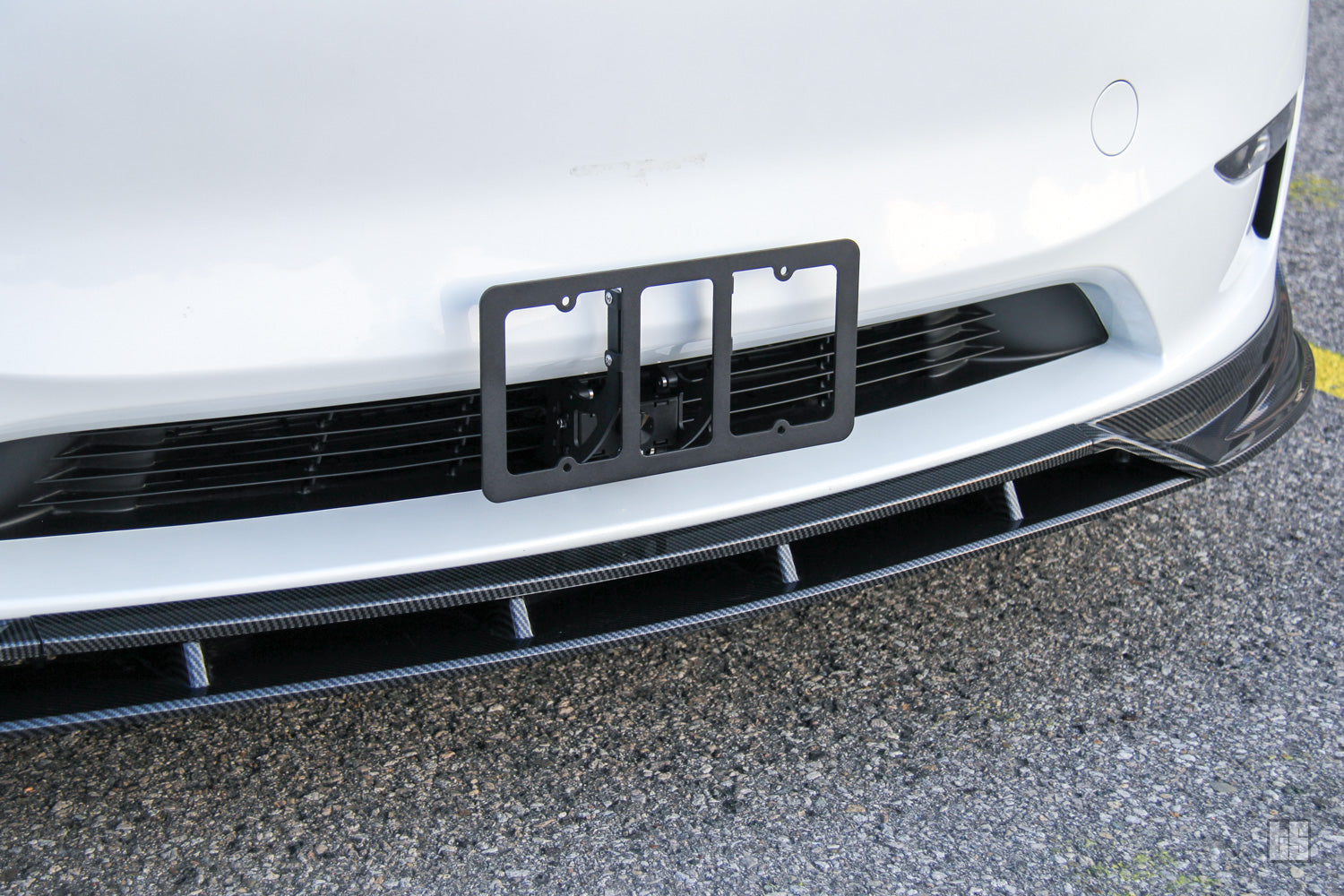 Model 3 Performance Plate Holder