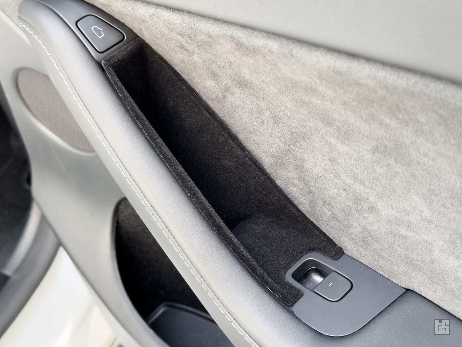 Model Y Door Pockets