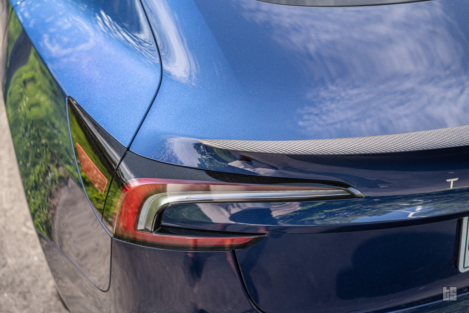 Model 3 Performance Spoiler – Genuine Carbon Fiber