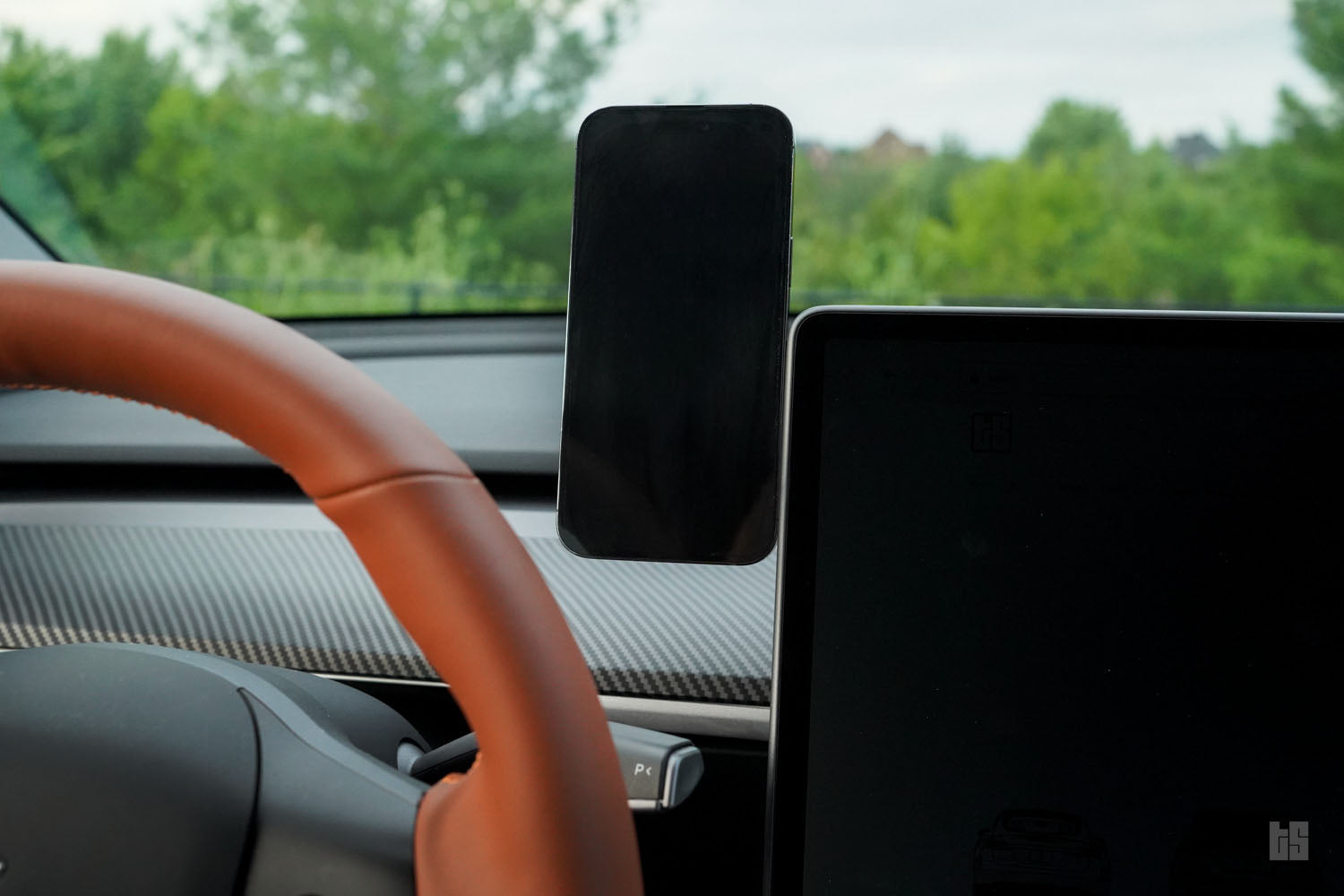 Model 3 Magnetic Phone Holder