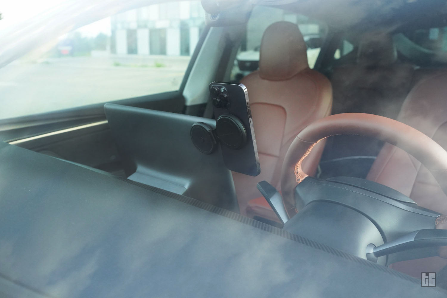 Model 3 Magnetic Phone Holder