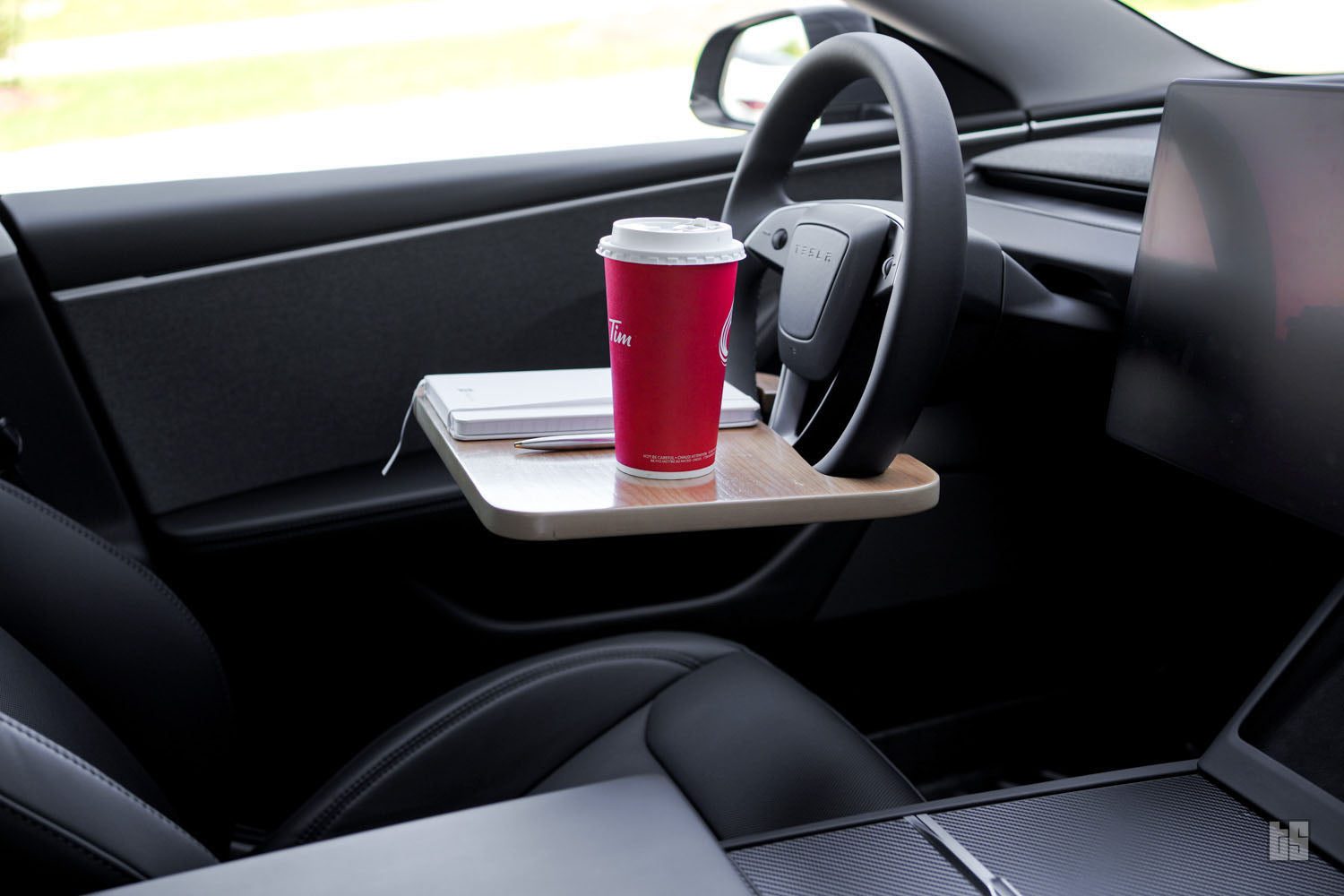 Model 3 Steering Wheel Tray Table