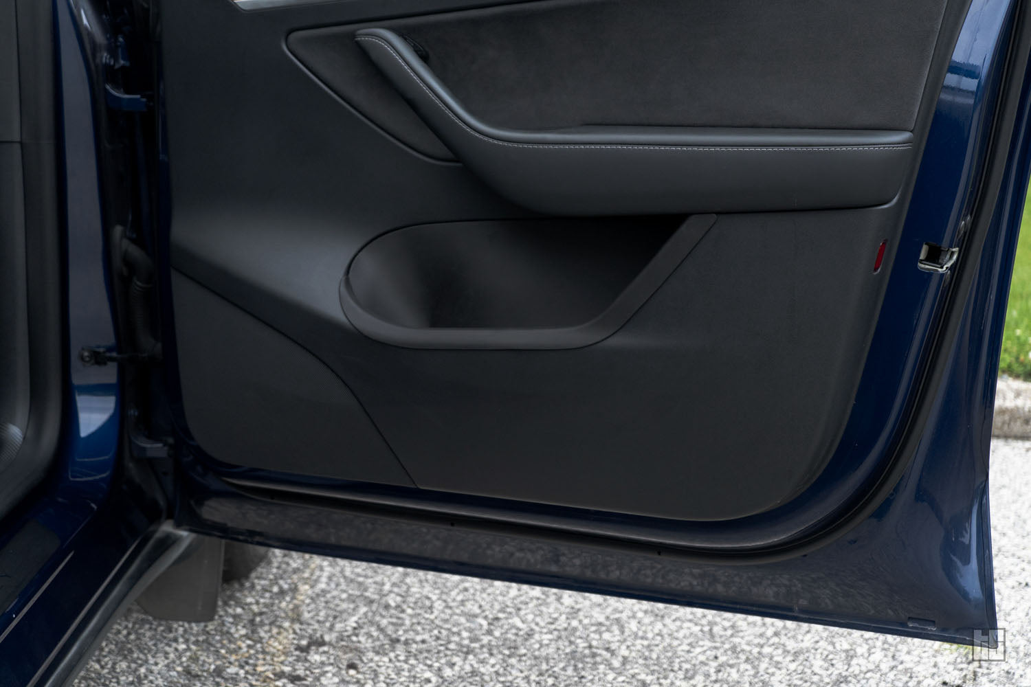 Model Y Cup Holder, Door Storage & Wireless Charger 3D Liners