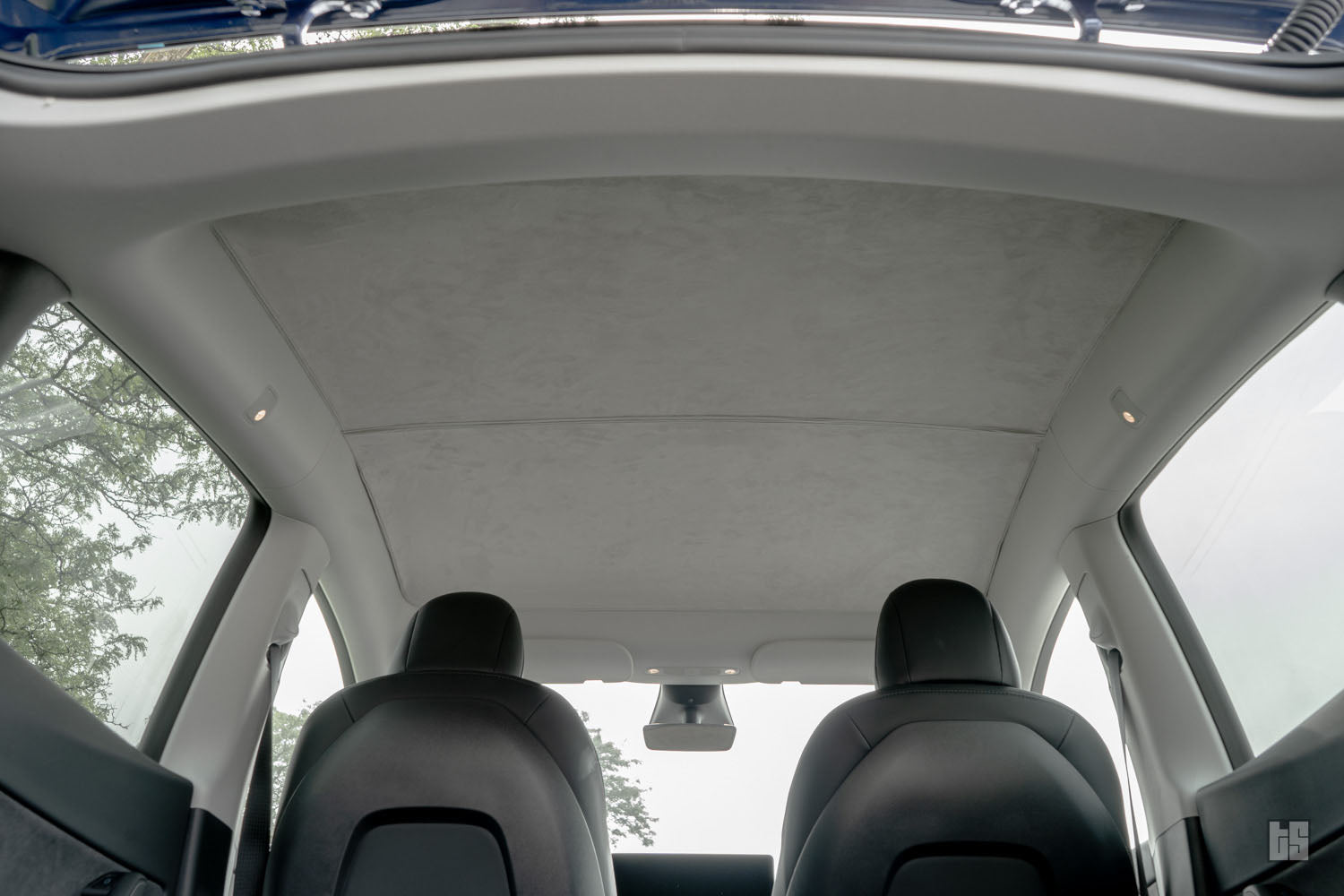 Model Y Electrostatic Roof Sunshade