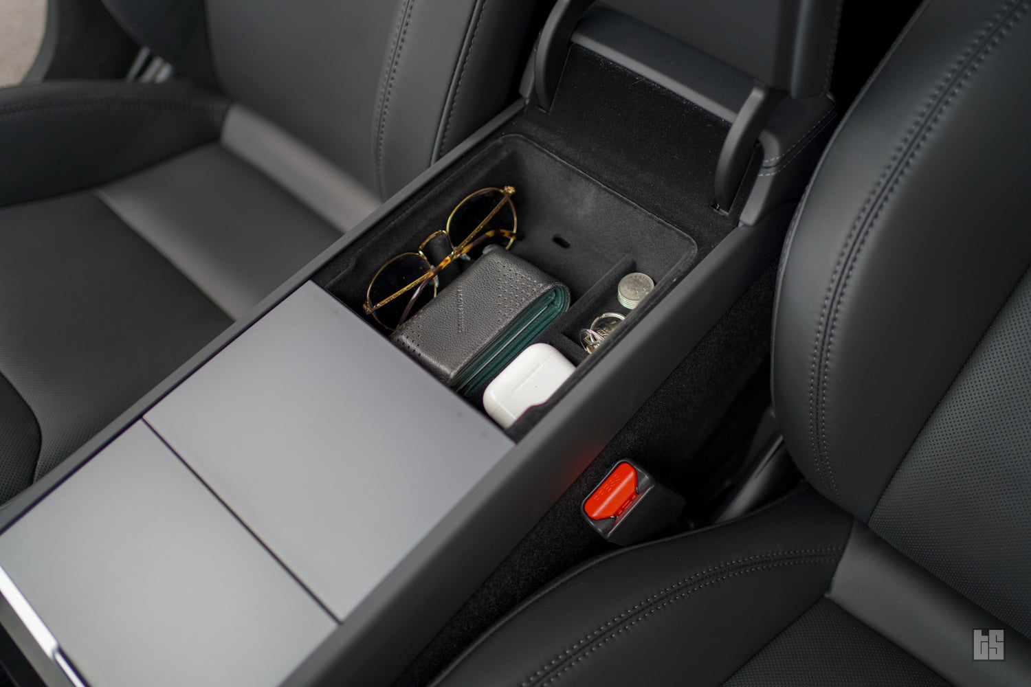 Model Y Arm Rest Organizer (2025+)