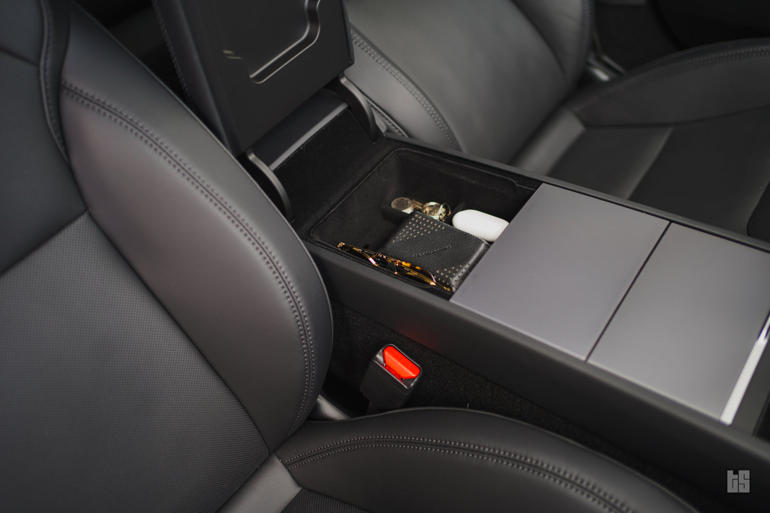 Model Y Arm Rest Organizer (2025+)