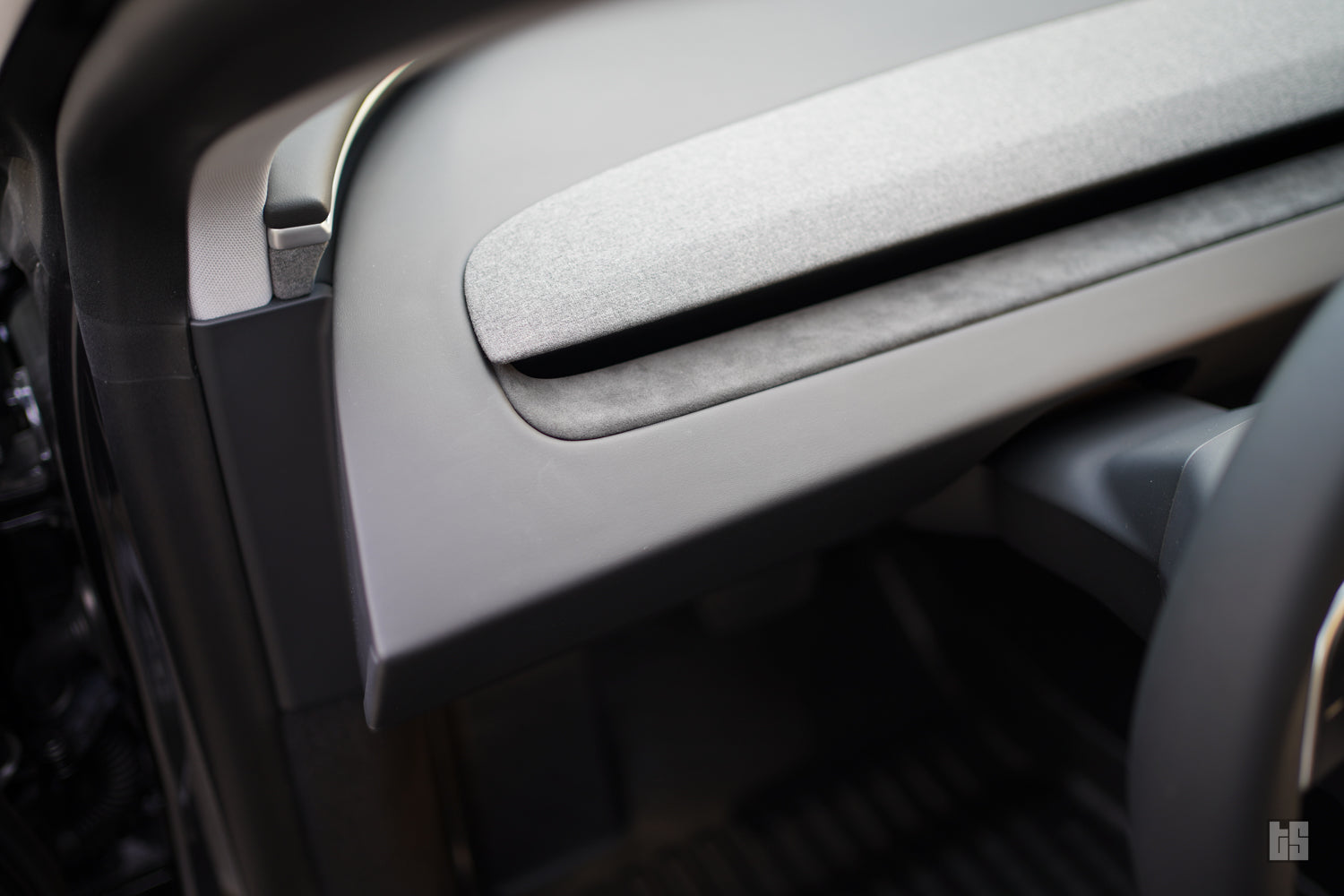 Model 3 Alcantara Dash Trim Cover