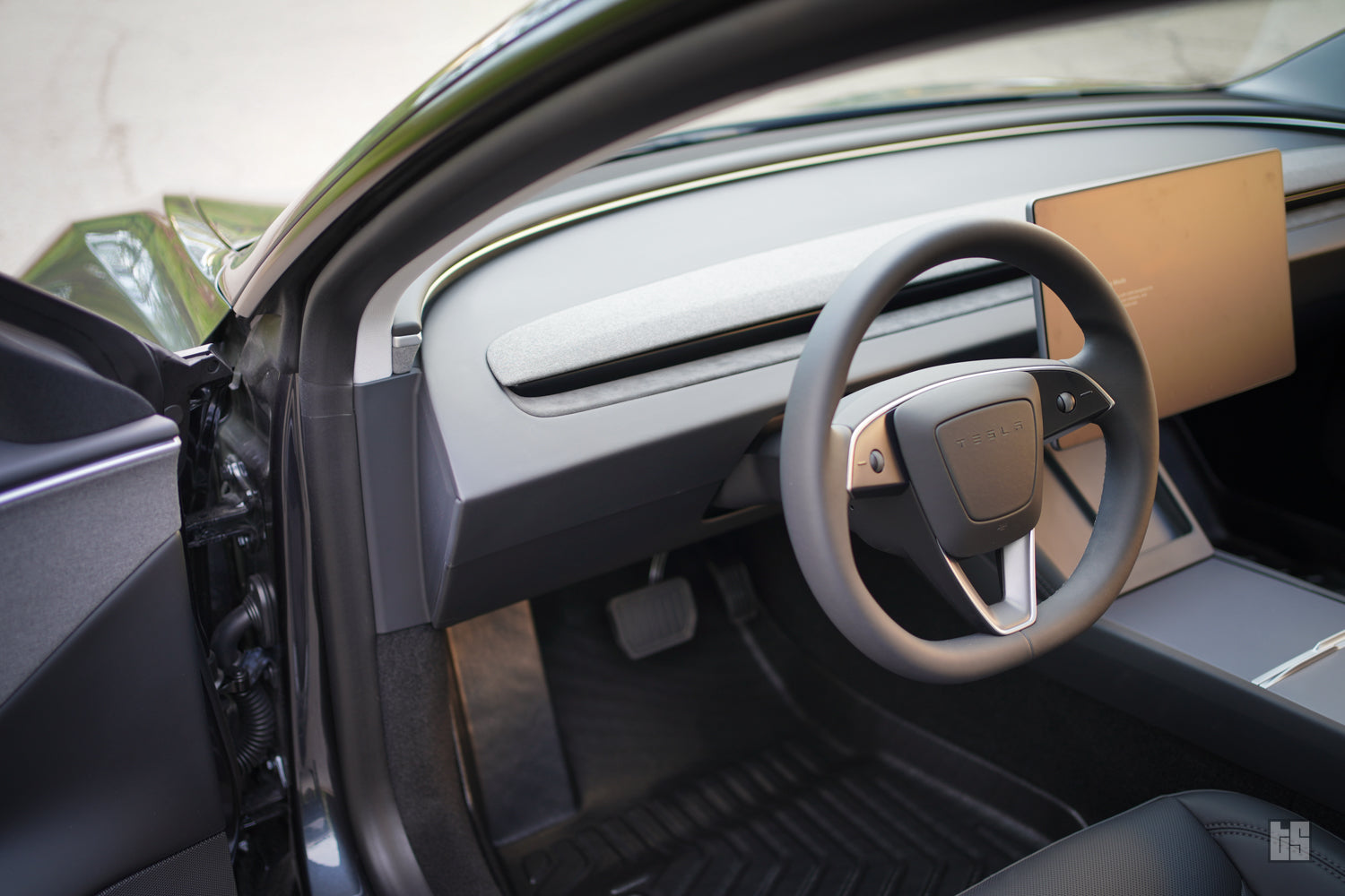 Model 3 Alcantara Dash Trim Cover
