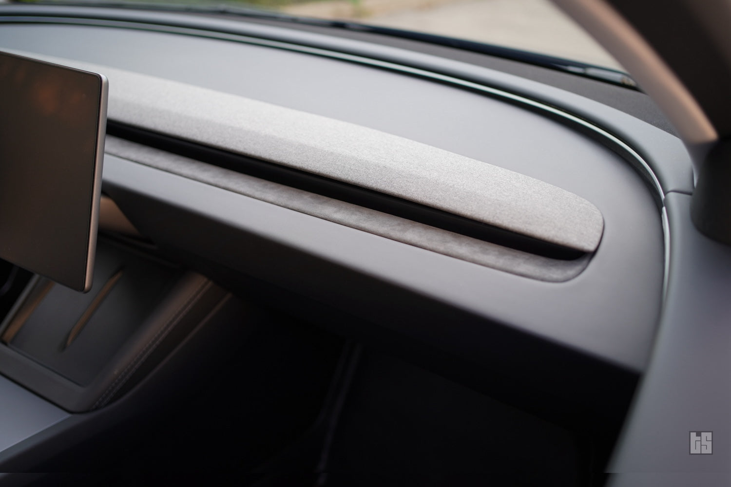 Model 3 Alcantara Dash Trim Cover