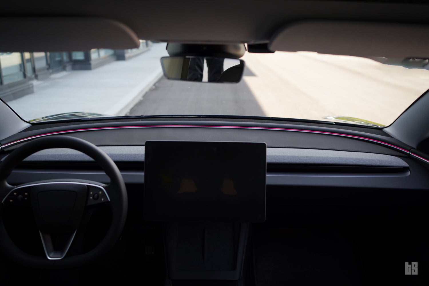 Model Y Anti-Glare Dash Mat (2025+)