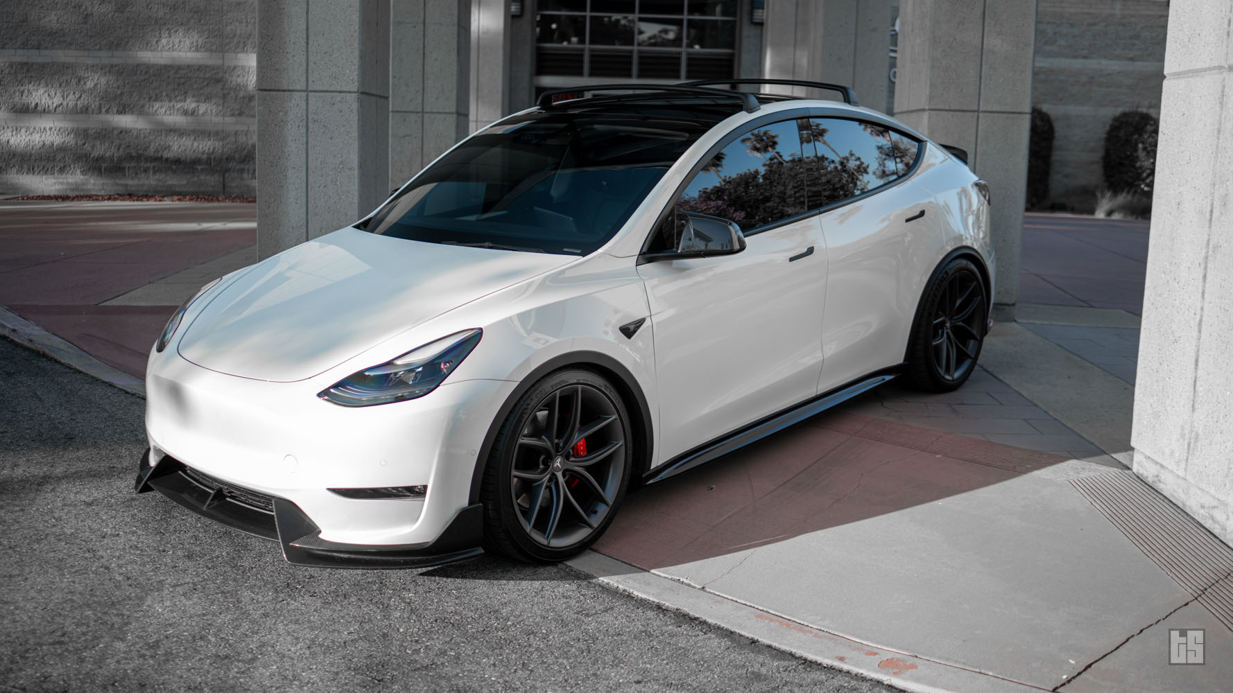 Model Y Performance Body Kit – Genuine Carbon Fiber