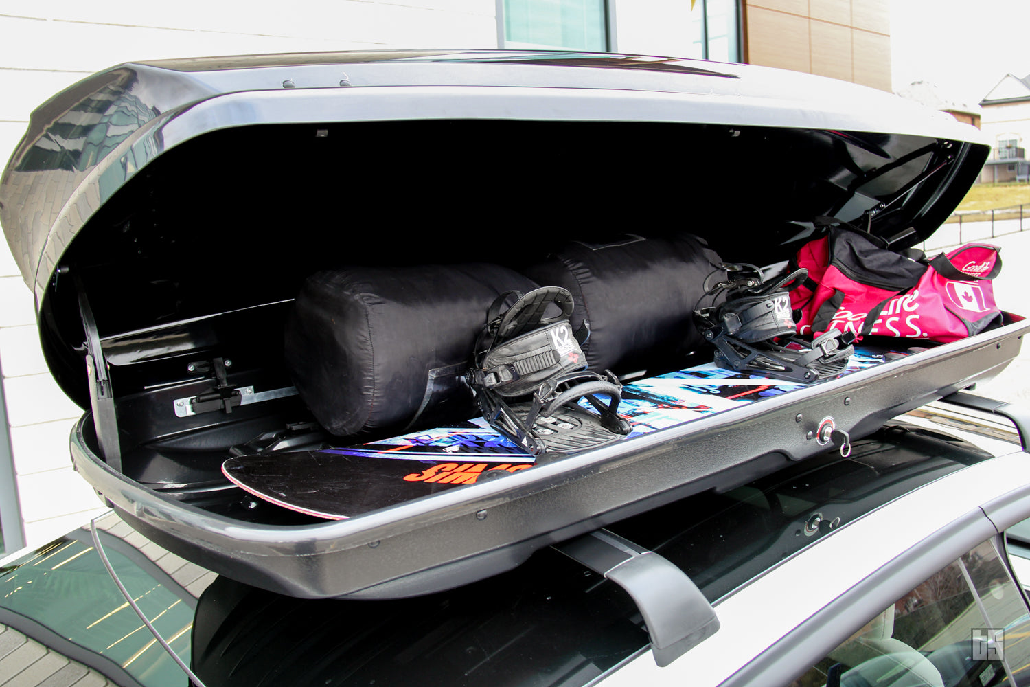 Model Y Rooftop Cargo Box