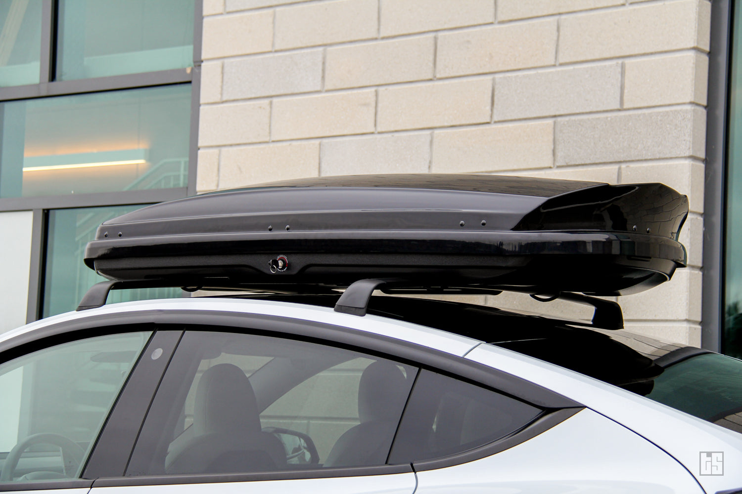 Model Y Rooftop Cargo Box