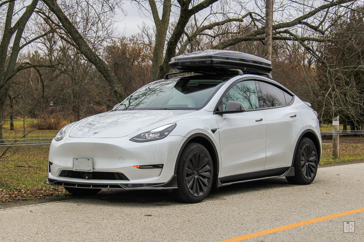 Model Y Rooftop Cargo Box
