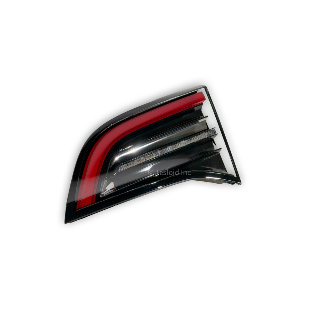 TAIL LAMP ASSEMBLY - LIFTGATE - TRUNK GLOBAL - RIGHT HAND - Model Y