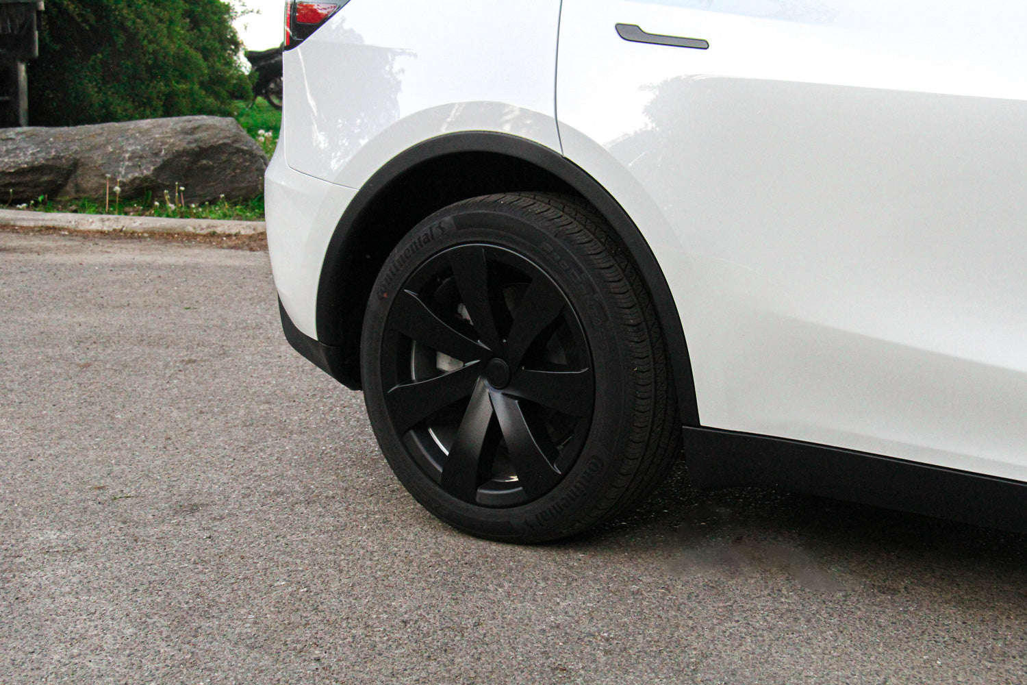 Model Y Wheel Covers – Blade
