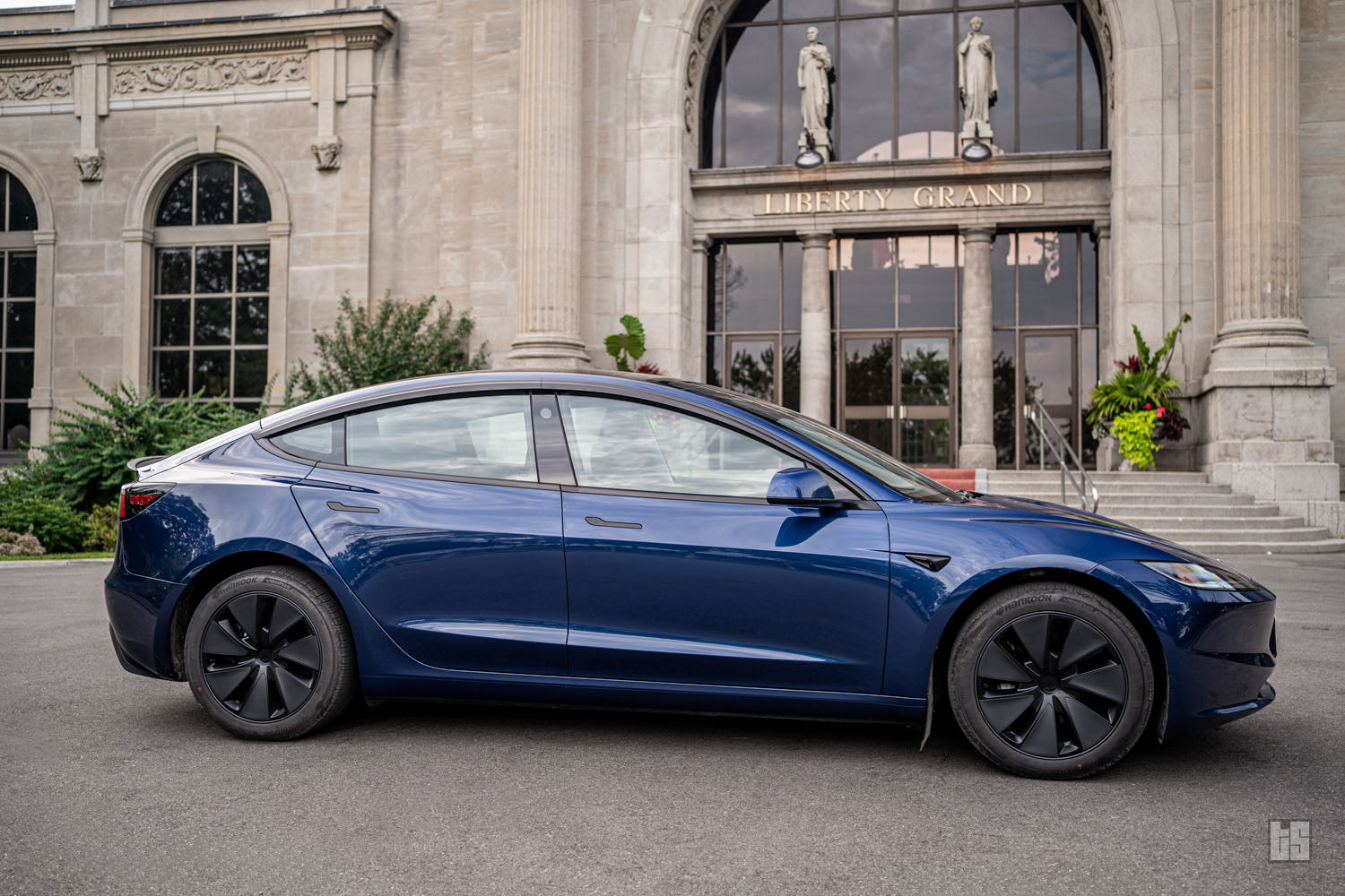 Model 3 Window Visors – Rain & Wind