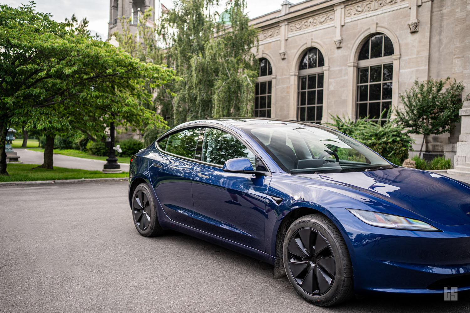 Model 3 Window Visors – Rain & Wind