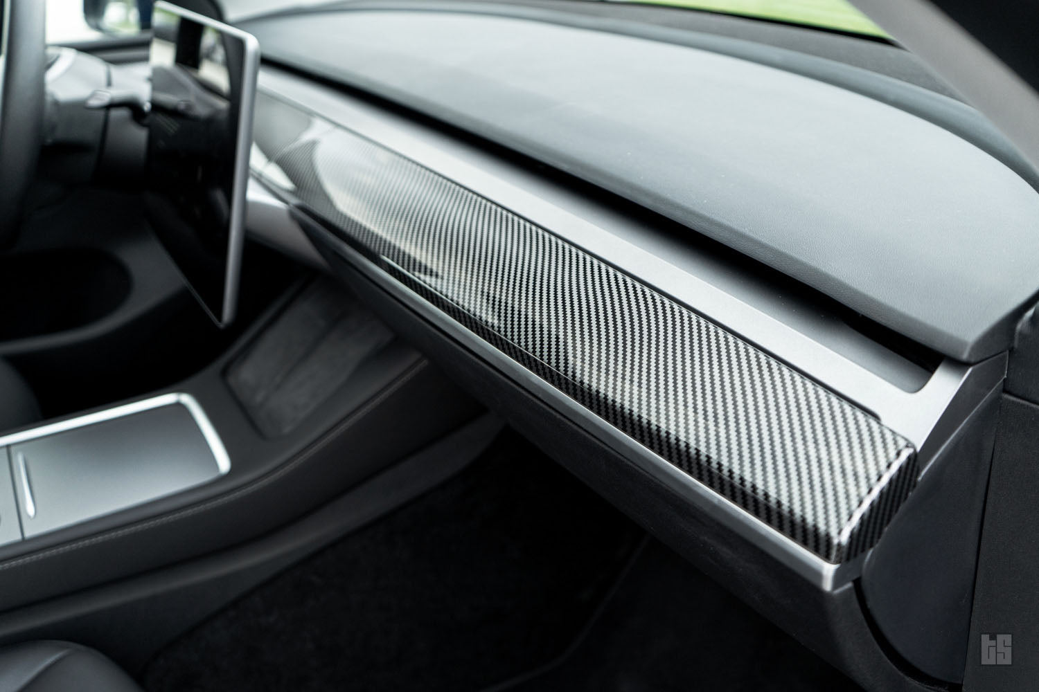 Model Y Gloss Carbon Fiber Dash & Doors Trim Covers