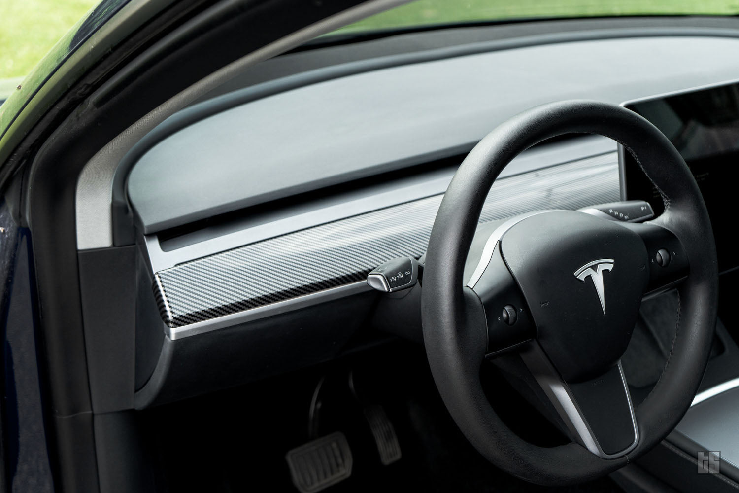 Model Y Gloss Carbon Fiber Dash & Doors Trim Covers