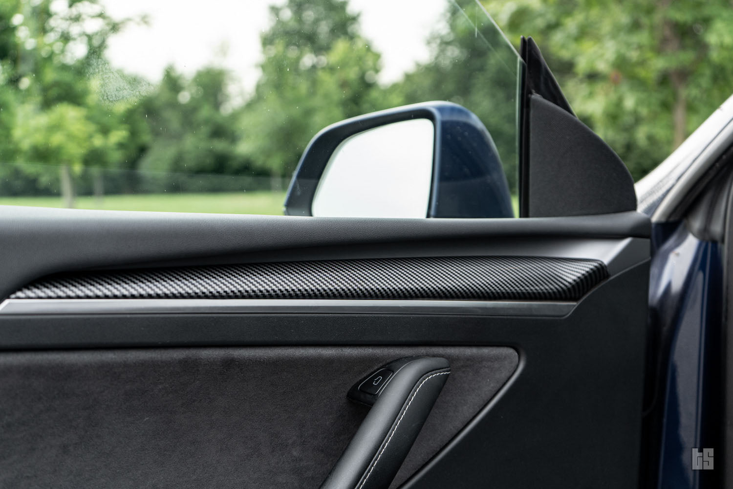 Model Y Gloss Carbon Fiber Dash & Doors Trim Covers