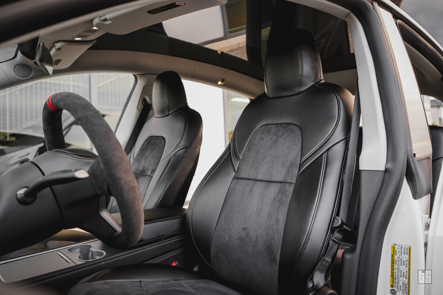 Model Y Steering Wheel Cover – Hand Stitch – Black Suede