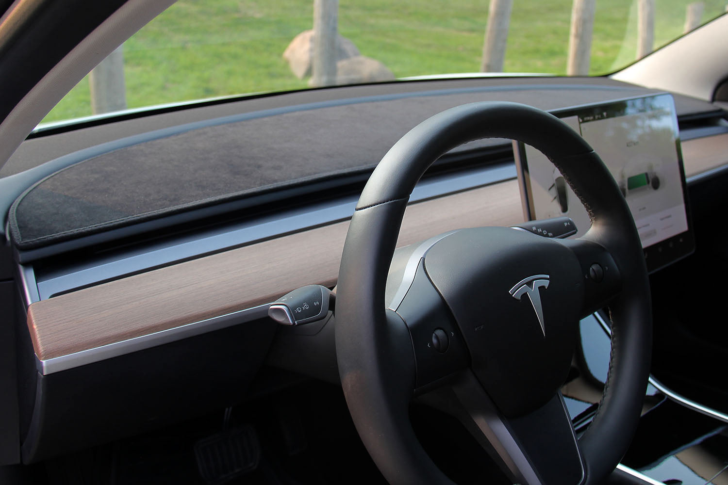 Model 3 Anti-Glare Dash Mat