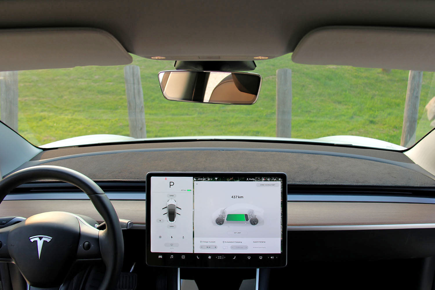 Model 3 Anti-Glare Dash Mat